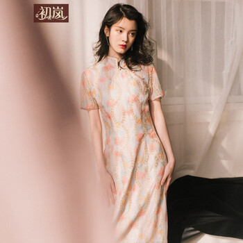一字露肩短裙，微胖妹子的福音