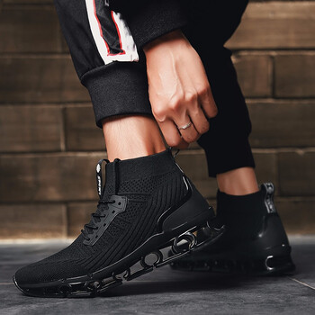 羅威卡登（luoweikadeng）跑步鞋8122黑色 42