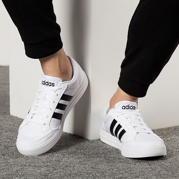 阿迪達(dá)斯（adidas）板鞋AW3889 40