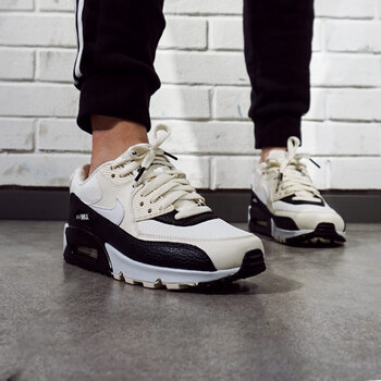 耐克（NIKE）跑步鞋325213-138 36