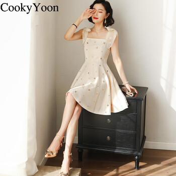 CookyYoon 純色 褶皺，印花，蕾絲 連衣裙