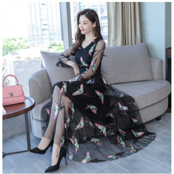 純色流蘇連衣裙，打造優(yōu)雅小仙女