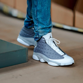 耐克（NIKE）籃球鞋414571-016（霧霾灰白） 44.5
