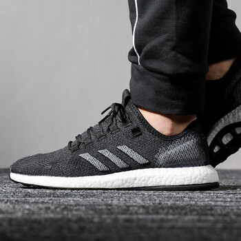 阿迪達(dá)斯（adidas）跑步鞋EE4282 
