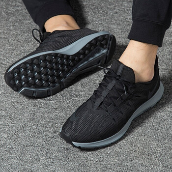 耐克（NIKE）跑步鞋AA7403-002（QUEST/黑灰） 