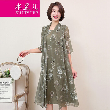 水昱兒女裝