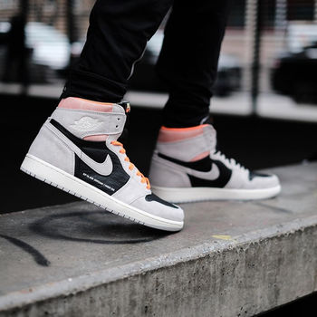 耐克（NIKE）籃球鞋555088-018（做舊粉） 