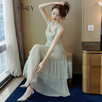 復(fù)古網(wǎng)紗長裙，打造優(yōu)雅小仙女