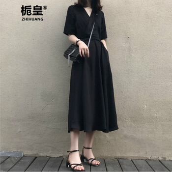 優(yōu)雅蕾絲連衣裙，穿出迷人氣質(zhì)