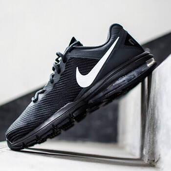 耐克（NIKE）跑步鞋869633-010 44，38.5