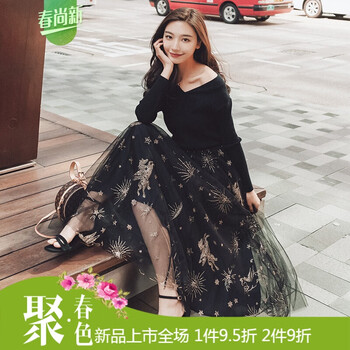 復(fù)古絲絨百褶裙，打造優(yōu)雅女人味