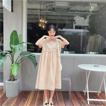 氣質(zhì)蕾絲裙，打造優(yōu)雅女王范