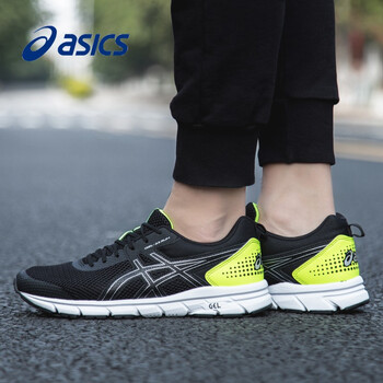 asics跑步鞋黑色/銀色 