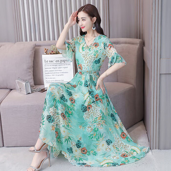 一字肩長(cháng)裙，讓你的美出新高度