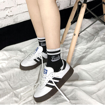 阿迪達(dá)斯（Adidas）板鞋AQ1134  