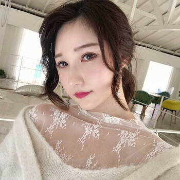 女款高領(lǐng)打底網(wǎng)衫