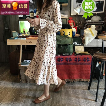 喇叭袖連衣裙，打造性感女神