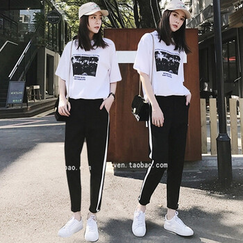 個(gè)性印花牛仔褲，打造時(shí)尚小鮮肉