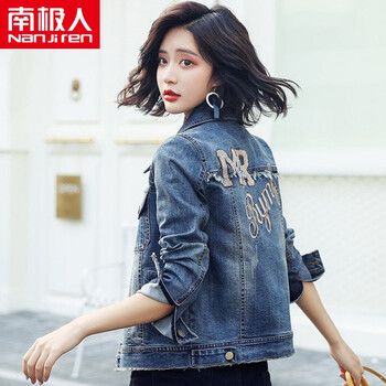 經(jīng)典牛仔外套，打造優(yōu)雅少女風(fēng)