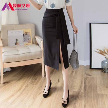 碎花半身裙，打造優(yōu)雅小仙女