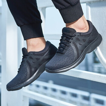 耐克（NIKE）跑步鞋908988-002/黑武士 