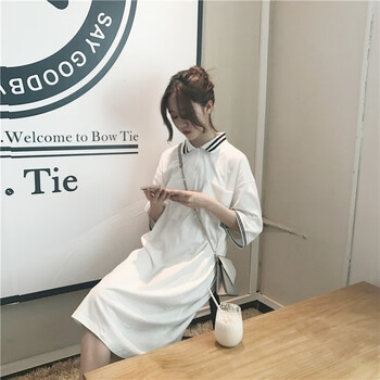 條紋連衣裙，打造迷人曲線美