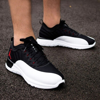 耐克（NIKE）籃球鞋881463-001 