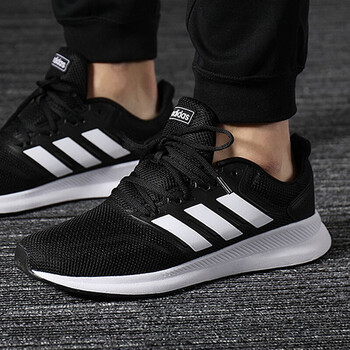 阿迪達(dá)斯（Adidas）跑步鞋黑白F36199 現(xiàn)貨秒發(fā)  40