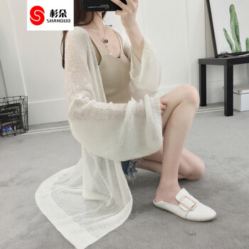 鏤空系帶雪紡衫，打造優(yōu)雅小仙女