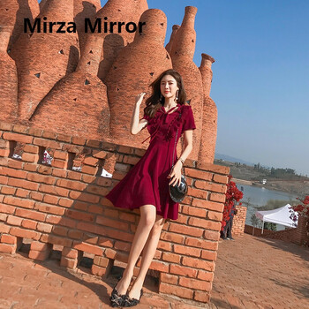 蜜莎蜜拉（Mirza Mirror） 純色 拼接，拉鏈，褶皺，蝴蝶結，木耳邊，提花 連衣裙