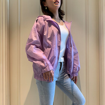 寬松牛仔外套，微胖妹子的青春風