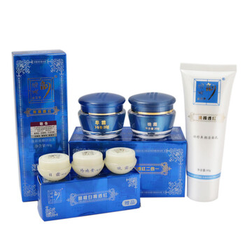 保濕滋養(yǎng)面膜，讓肌膚更水嫩
