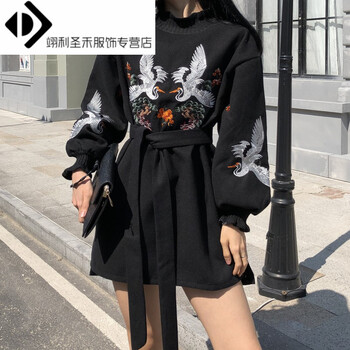 減齡小白裙，讓你秒變女神
