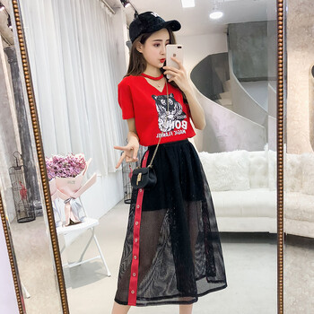 優(yōu)雅長(zhǎng)袖連衣裙，讓你的少女心