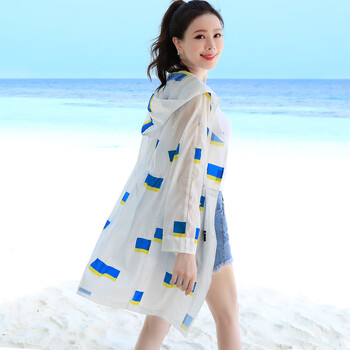 百搭時(shí)尚條紋外套，穿出青春活力