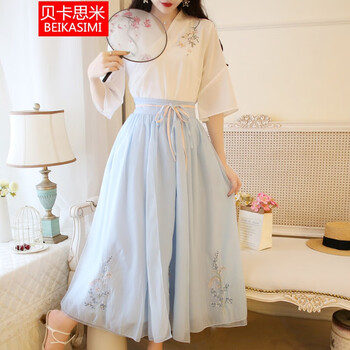 浪漫連衣裙，打造優(yōu)雅女神的氣質(zhì)