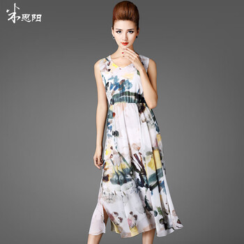 精致印花裙，打造優(yōu)雅氣質(zhì)女人味