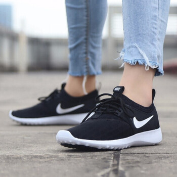 耐克（NIKE）跑步鞋724979-009 
