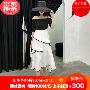 一字露肩裙，打造優(yōu)雅女神范