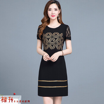 清新碎花長裙，打造浪漫小仙女