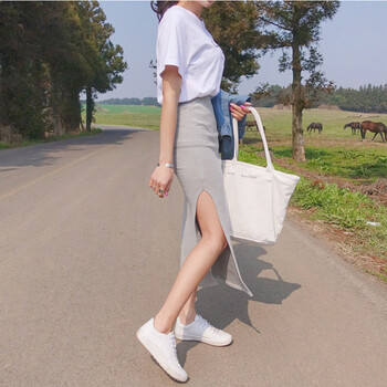 性感魚尾裙，夏日海邊度假秀美腿