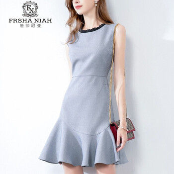 一字露肩連衣裙，打造浪漫女神