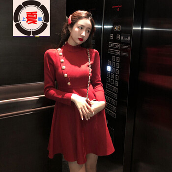 純色雪紡連衣裙，打造優(yōu)雅小臉