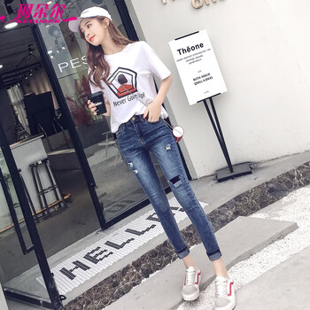 復(fù)古牛仔褲，微胖妹子的穿搭之選