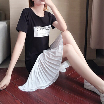 百搭小心機(jī)，蕾絲裙打造優(yōu)雅女神