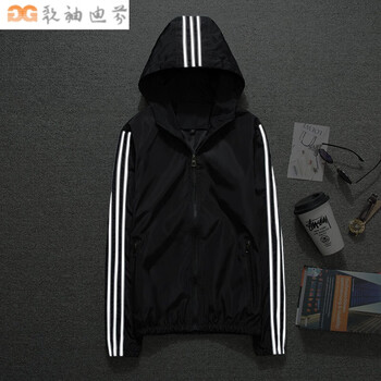 時(shí)尚牛仔外套，讓你告別臃腫缺陷