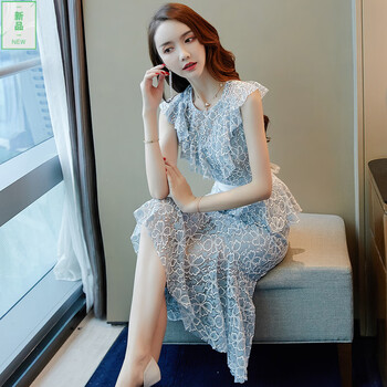 適合微胖女生的簡約風(fēng)半身裙