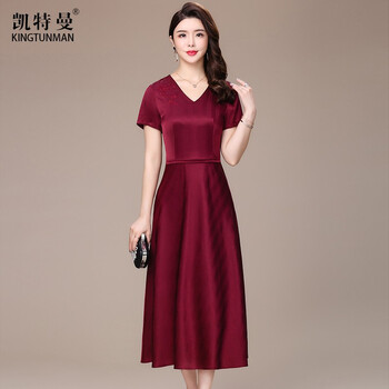 純色雪紡連衣裙，打造清爽小白范