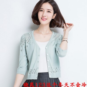 簡(jiǎn)約短款針織衫，穿出夏日好身材