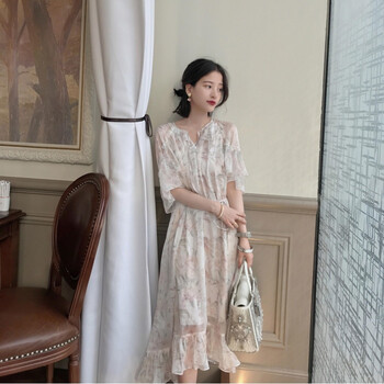 俏皮蕾絲裙，打造浪漫小仙女
